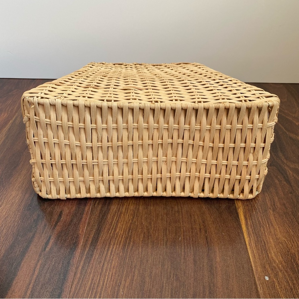 Zara Woven Raffia Straw Structured Handbag with Gold Chain Drawstring Linen - Picture 3 of 13